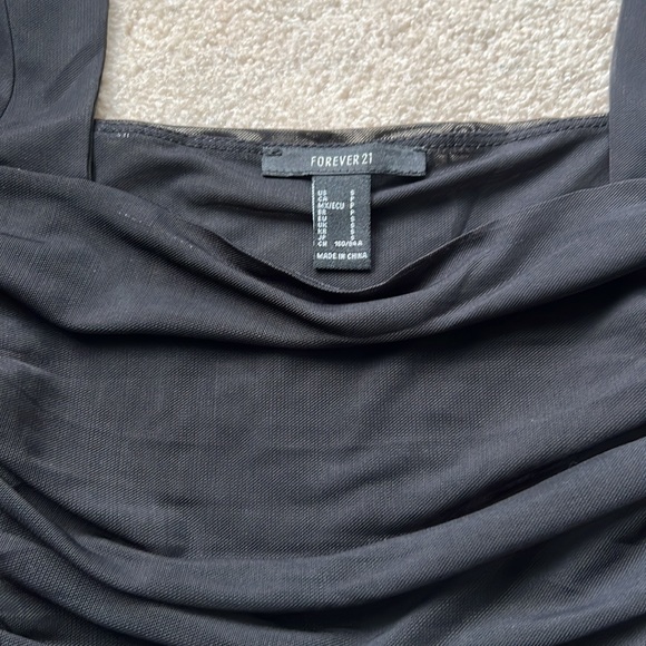 Square neck bodysuit - Picture 3 of 4